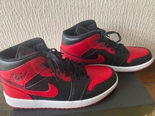NIKE AIR JORDAN 1 MID【最終値下】