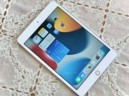【取引中】iPad mini4 WiFi +Cellular 16GB シルバー SIMフリー 本体のみ