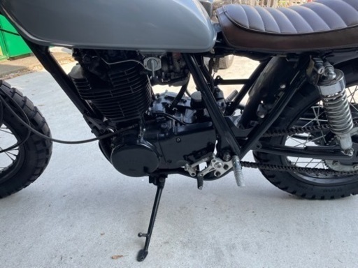 バイク YAMAHA SR400