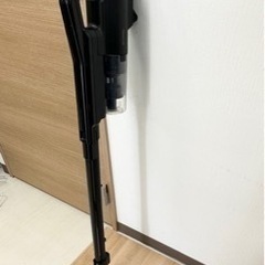 【引取】アイリスオーヤマ 充電式サイクロンスティック掃除機　20...