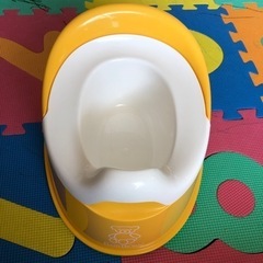 【未使用品】ベビービョルン　おまるの画像