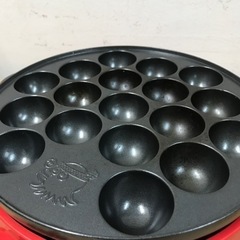 K2304-111 電気たこ焼き器 18コ焼き TK-18 動作確認済 汚れ有 現状お渡しの画像