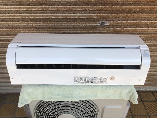 日立　白くまくん　2.2K 冷暖房エアコン　２０２１年製