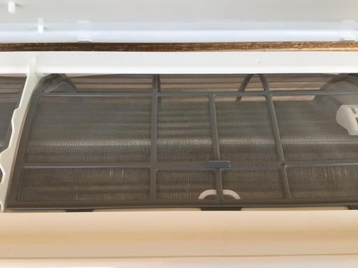 日立　白くまくん　2.2K 冷暖房エアコン　２０２１年製