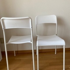 ニトリ　スタッキングチェア