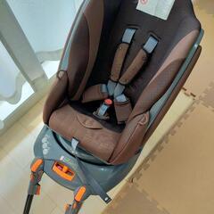 Aprica チャイルドシート
