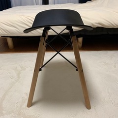 イームズ リプロダクト 木脚スツールの画像