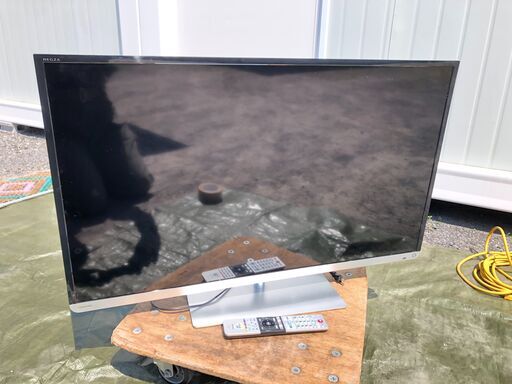 東芝テレビ　液晶カラー　40J7　40インチ　リモコン付き　BS110度CS対応