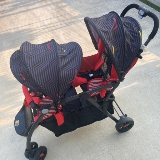二人乗りベビーカー