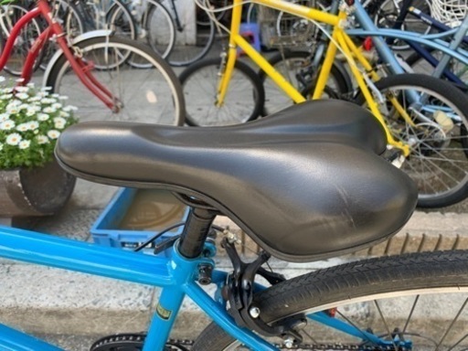 ??　クロスバイク自転車　カギ　付き　配達可能　２７インチ 6変速　青　シマノ