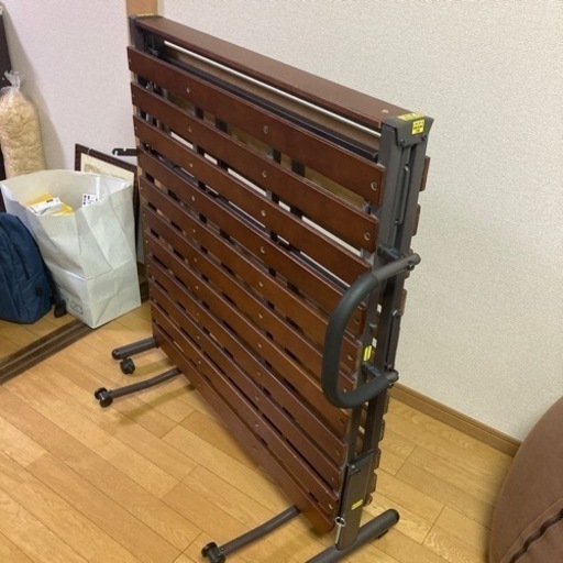 折り畳みシングルベッド
