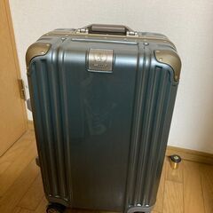 キャリーケース（2023年3月購入の未使用品）