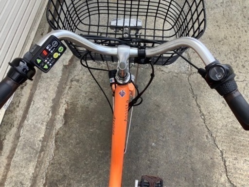19 ブリヂストン新機種電動アシスト自転車Assista26インチオレンジボディー