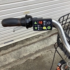 19 ブリヂストン新機種電動アシスト自転車Assista26インチオレンジボディー