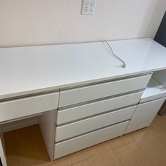 ニトリ 食器棚 白