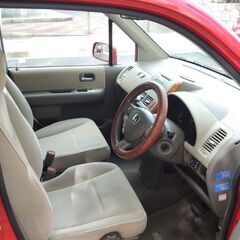 17年式　モビリオ/XT　走行距離90,550km 　車検令和6年4月12日まで　修復歴無し　3列シート7人乗り　VTECエンジン　電動スライドドアの画像