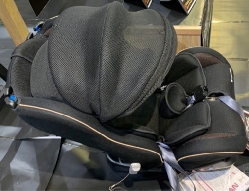 新品未使用チャイルドシート