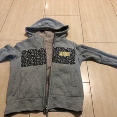 ユニクロ　UNIQLO スターウォーズ　パーカー　130cm