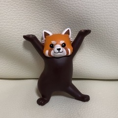 【ガチャガチャ】どうぶつのペンたて・レッサーパンダ