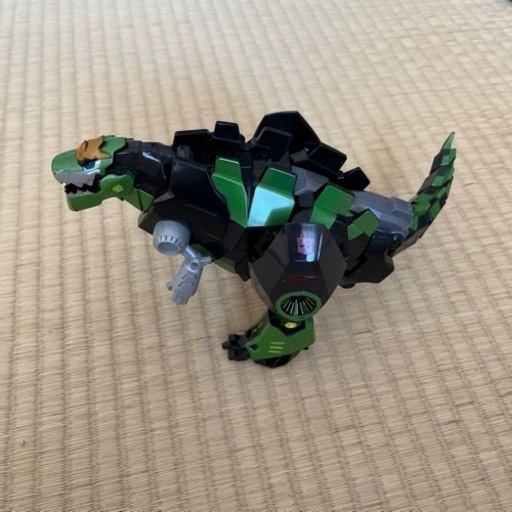 トランスフォーマー　グリムロック