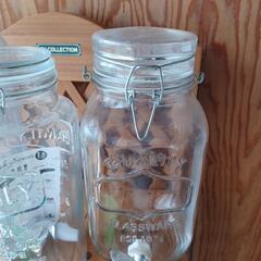 ガラスのビンの画像