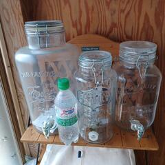 ガラスのビンの画像