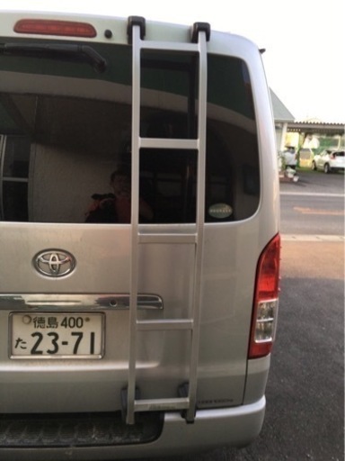 ハイエース用　梯子