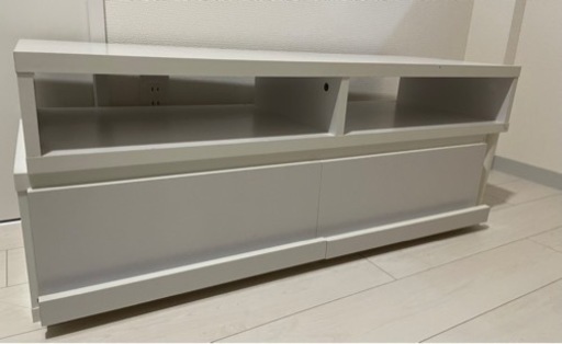 ※受け渡し予定の方決定しました※テレビ台、テレビボード、白※取りに来てくださる方