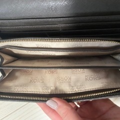 MICHAEL KORS 長財布の画像