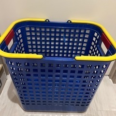 洗濯カゴの画像
