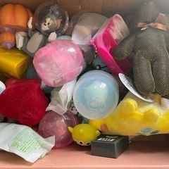 色んなガチャガチャの中身