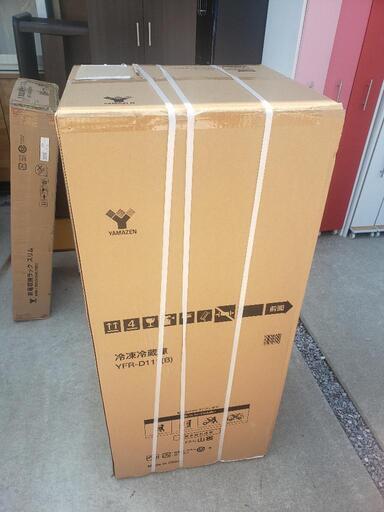 ☆未開封品☆ 山善 2ドア 冷蔵庫 106L（冷蔵庫73L / 冷凍室33L） YFR-D111(B) ブラック
