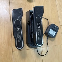 【値下げしました】シャーク　EVOFLEX充電式コードレスクリーナー【S30】 の画像