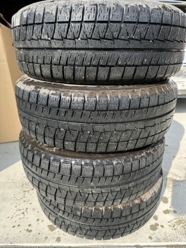 No.737 ブリヂストン 冬タイヤ 215/60R16 95H 4本セット