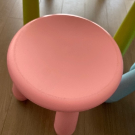 IKEAテーブル、椅子