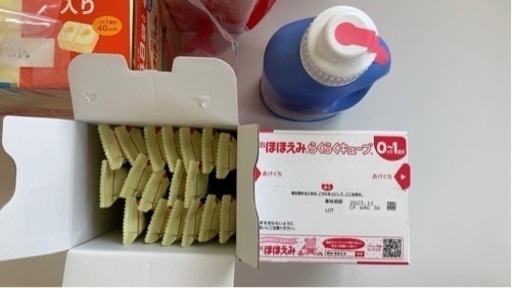 明治ほほえみ ”らくらくキューブ” 48袋入り×3+42袋 総額二万円ほど