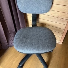昇降式イス