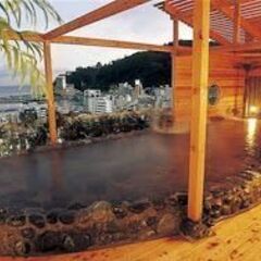 【好待遇】短期で稼ぎたい方必見！家賃光熱費負担可！リゾートホテル...