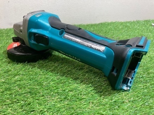 □ makita コードレスディスクグラインダー GA400DZ □
