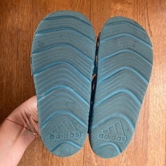 adidas 夏　靴の画像