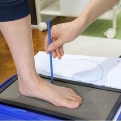 足の痛み、外反母趾、足底筋膜炎 - ボディケア