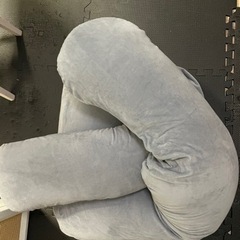 抱き枕 クッション 授乳クッション マタニティ u字 腰枕 抱きまくらの画像