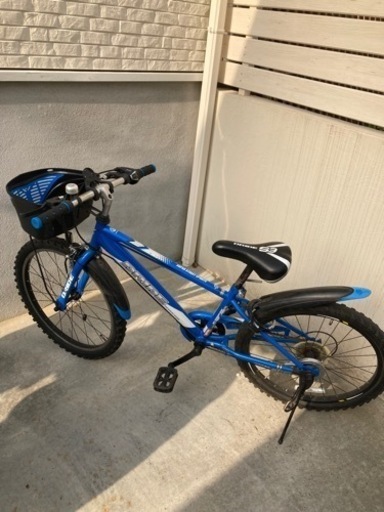 子供自転車　22インチ　ブルー