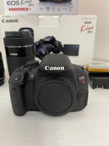 Canon EOS kiss x7i ダブルズームキット　一眼レフカメラ