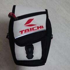 タイチ　レッグバッグ