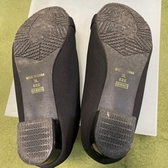クロッシー　パンプスの画像