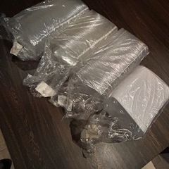 【最終値下げ！】  お弁当用 使い捨て容器と専用蓋のセット 約800個 渋谷駅近辺でもOKの画像