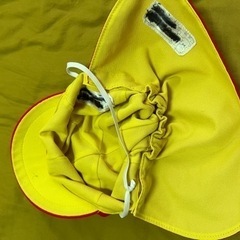 幼稚園 保育園 カラー帽子 赤　 裏は黄色　②の画像