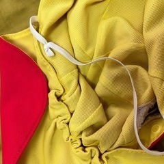 幼稚園 保育園 カラー帽子 赤　 裏は黄色　②の画像