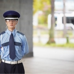 【研修制度あり】交通警備スタッフ募集中！安心して始められるお仕事...